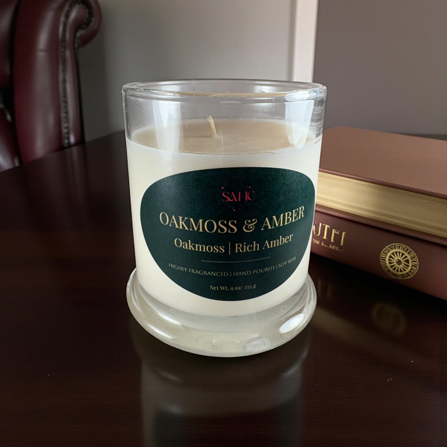 Oakmoss & Amber Scented Candle